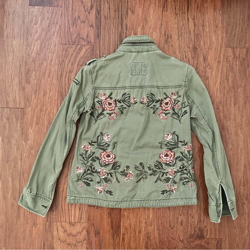 Abercrombie & Fitch Olive Green Floral Embroidery Utility Jacket XS